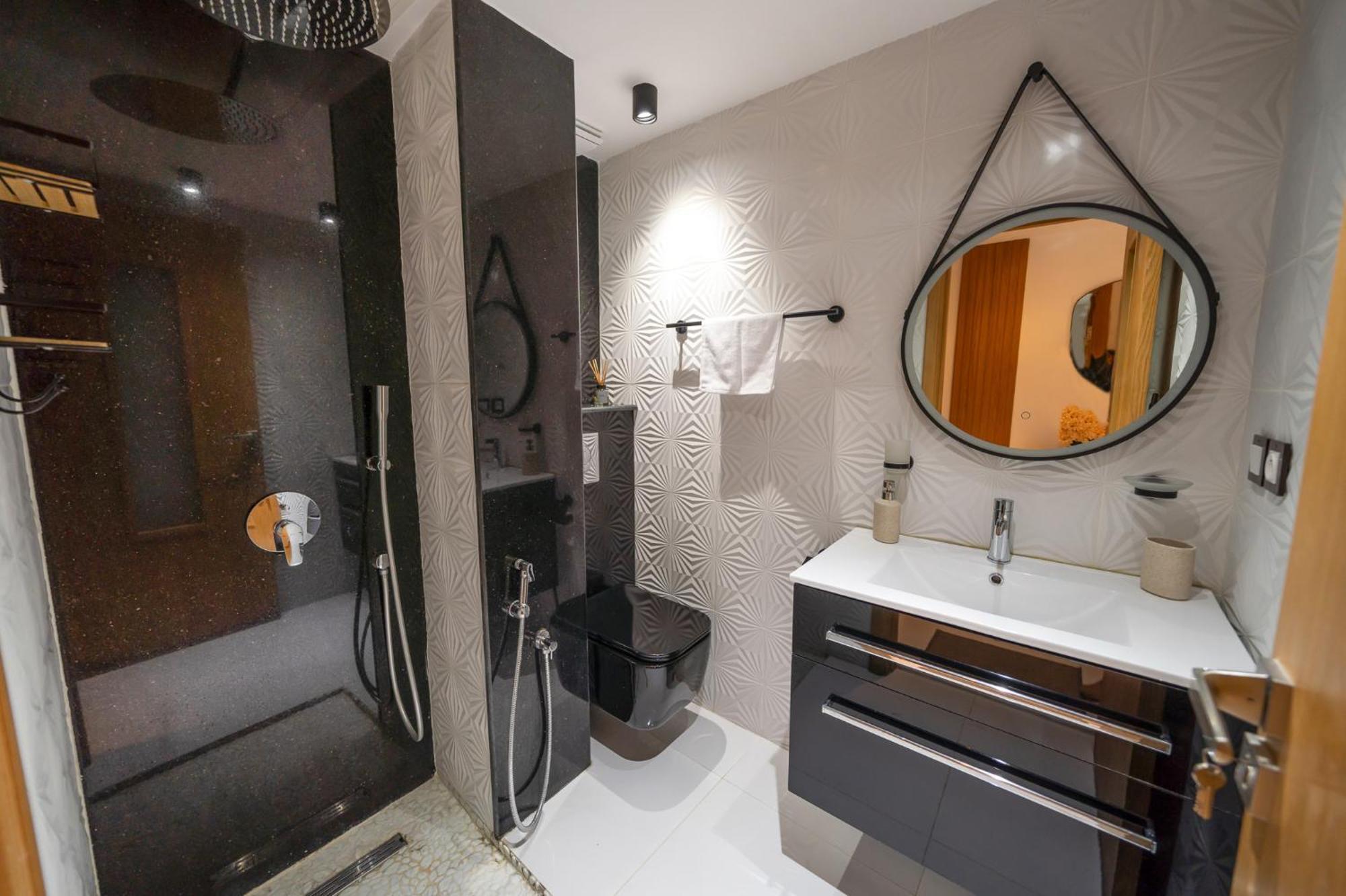 Ecrin Secret, Duplex Prestige, Proche Corniche & Medina, Piscine, Parking, Wifi, Iptv, Ac Daire Tanca Dış mekan fotoğraf